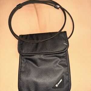 Pacsafe Black Anti-Theft Belt Bag